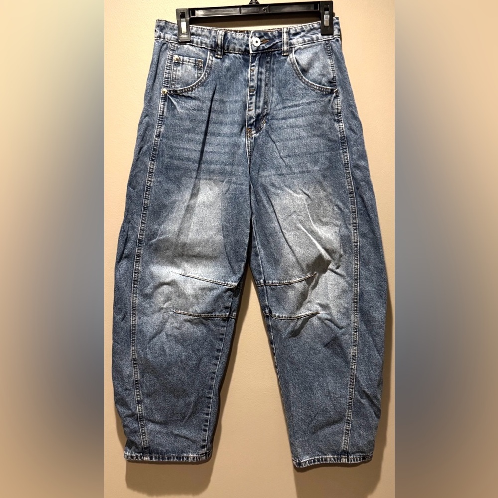 Women's Barrel Jeans - Picture 3 of 4